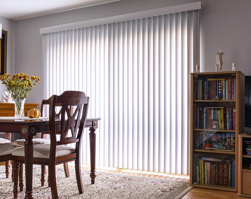How I Fixed Vertical Blinds Slats in the Apartment